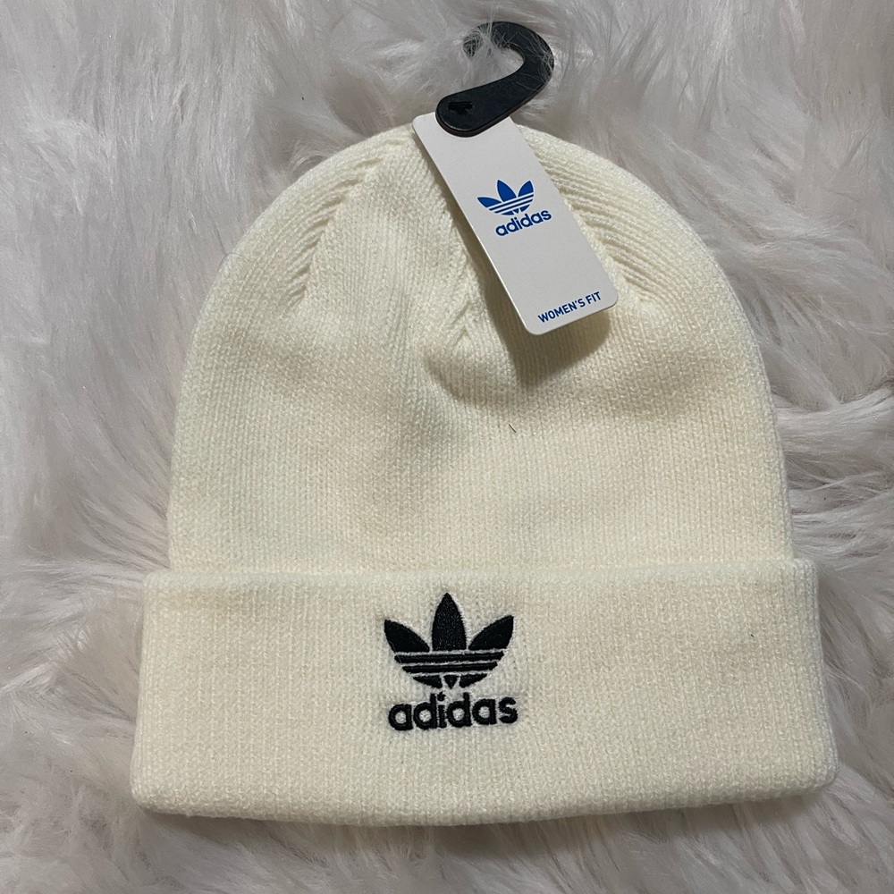 Women’s Adidas Hat NWT - Picture 1 of 4